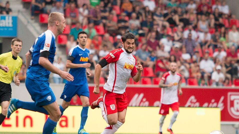 Der SSV Jahn spielt im letzten Test gegen Zweitligist VfL Bochum 2:2. Der SSV Jahn spielt im letzten Test gegen Zweitligist VfL Bochum 2:2.
