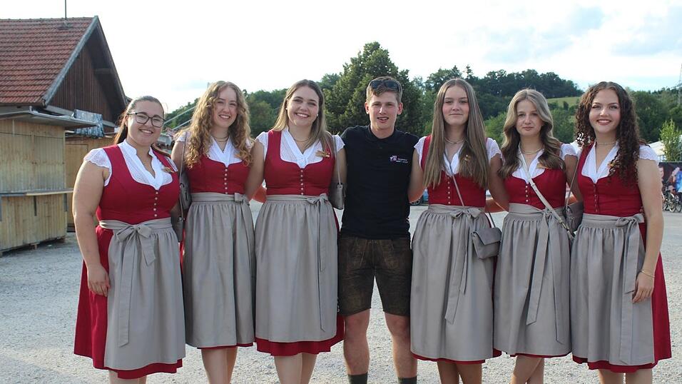 Zur Musik von Headless wurde ausgelassen gefeiert.