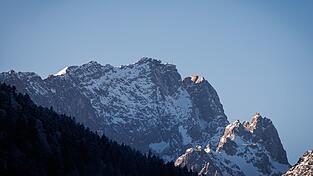 Am Neujahrstag soll es in Bayern Richtung Alpen sonnig werden. (Archivbild) Am Neujahrstag soll es in Bayern Richtung Alpen sonnig werden. (Archivbild)