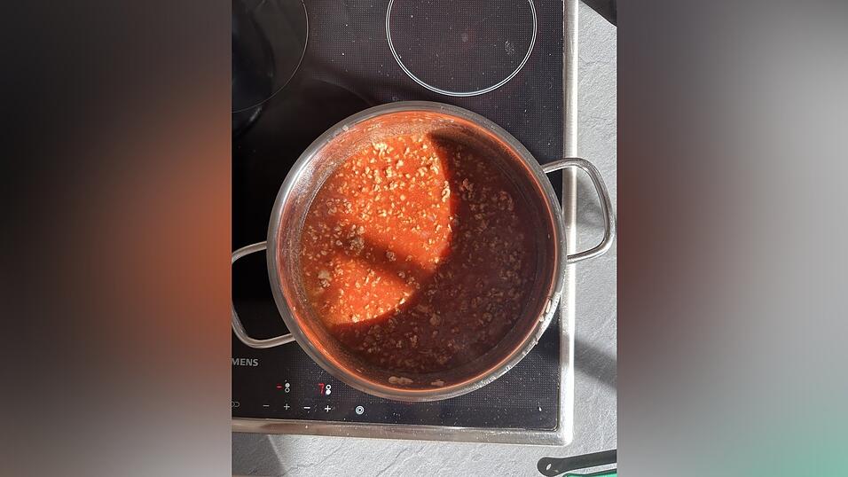 Die Bolognese-Soße und ... Die Bolognese-Soße und ...