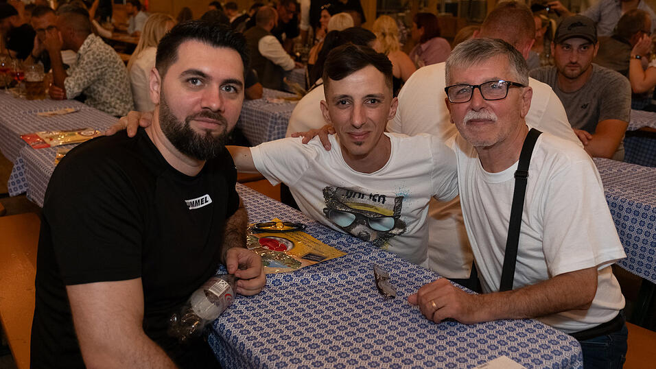 Die Partybilder vom Montag, 14. August 2023, aus dem Festzelt Greindl. Die Partybilder vom Montag, 14. August 2023, aus dem Festzelt Greindl.