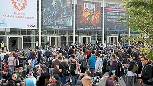 Online statt offline: Menschenmassen gab es dieses Jahr bei derGamescom keine. Die Veranstaltung konnte nur virtuell stattfinden. Die Organisatoren sind aber zufrieden. Foto: Oliver Berg/dpa