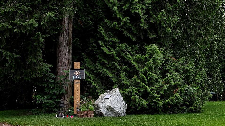 In Dahlmeiers Heimatort Garmisch-Partenkirchen gibt es eine kleine Gedenkst&auml;tte im Kurpark. (Archivbild)