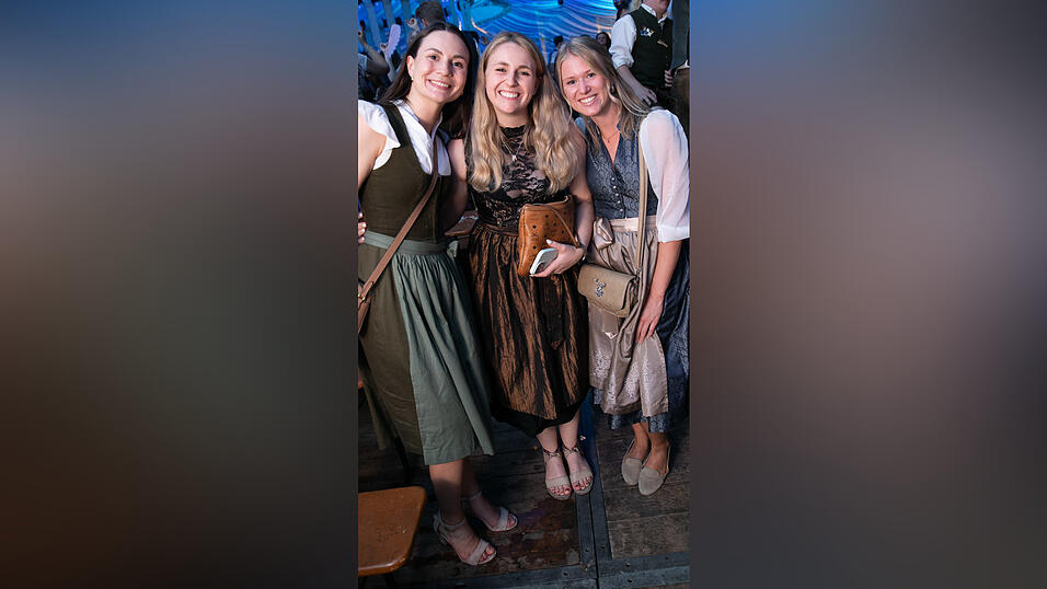 Die Partybilder vom Freitag, 15. August, aus dem Festzelt Wenisch. Die Partybilder vom Freitag, 15. August, aus dem Festzelt Wenisch.