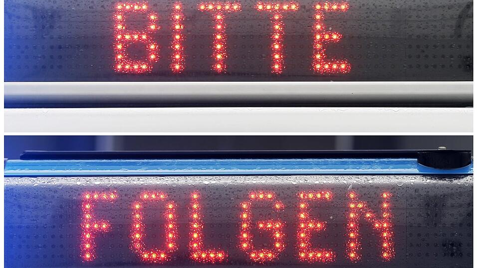 Der Angeklagte hätte laut Polizei wissen müssen, dass die Beamten ihn mit ihren Leuchtanzeigen meinten. Der Angeklagte hätte laut Polizei wissen müssen, dass die Beamten ihn mit ihren Leuchtanzeigen meinten.