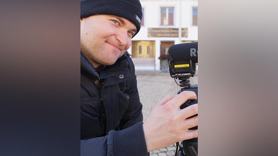 Dominik Altmann ist in musikalischer Hinsicht eine vielschichtige Zwiebel - sagt Spotify. Er selbst ist eher Fan der härteren Klänge.