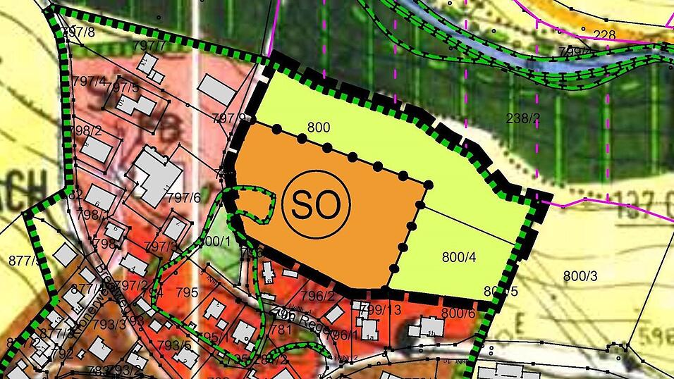 In der geplanten Änderung des Flächennutzungsplans ist das Sondergebiet Brauerei mit einer orangefarbenen Fläche eingetragen. Das hellgrüne Areal bleibt landwirtschaftliche Nutzfläche. In der geplanten Änderung des Flächennutzungsplans ist das Sondergebiet Brauerei mit einer orangefarbenen Fläche eingetragen. Das hellgrüne Areal bleibt landwirtschaftliche Nutzfläche.