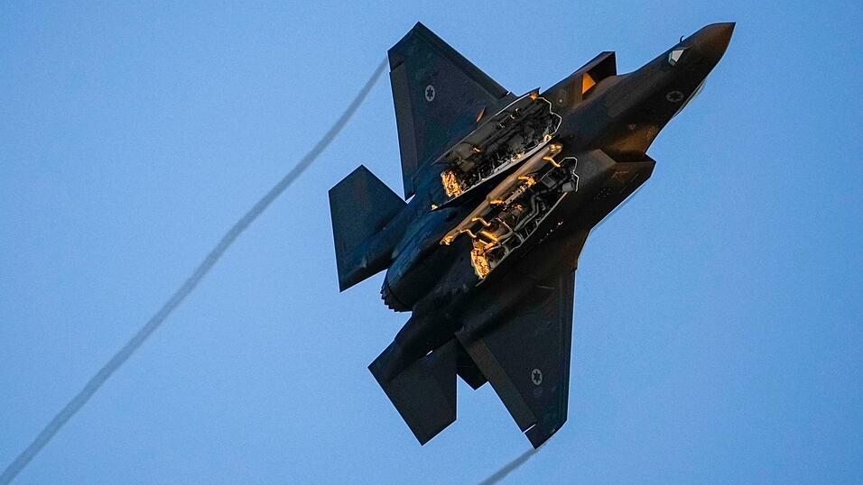 Das zweite Besatzungsmitglied eines über dem Iran abgeschossenen Kampfjets ist gerettet. (Archivbild) Das zweite Besatzungsmitglied eines über dem Iran abgeschossenen Kampfjets ist gerettet. (Archivbild)