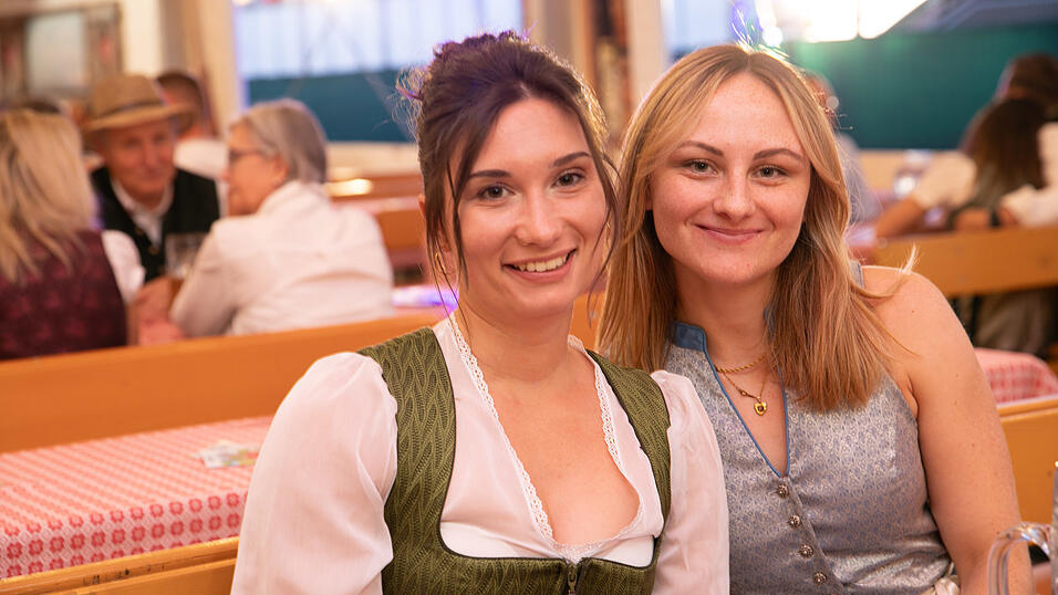 Die Partybilder vom Sonntag, 17. August, aus dem Festzelt Greindl. Die Partybilder vom Sonntag, 17. August, aus dem Festzelt Greindl.