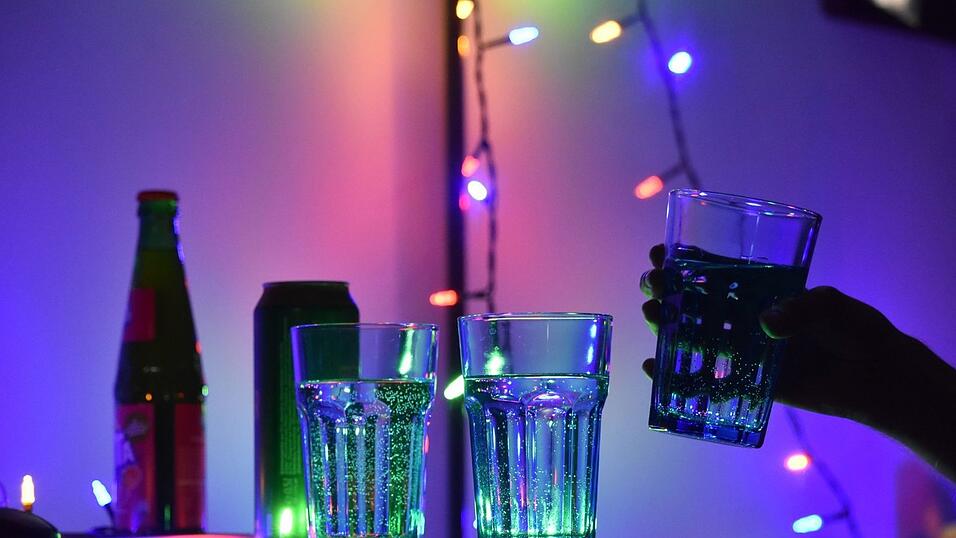 Für K.o.-Tropfen, die als «Vergewaltigungsdroge» eingesetzt werden, sollen Verbote kommen. (Archivbild) Für K.o.-Tropfen, die als «Vergewaltigungsdroge» eingesetzt werden, sollen Verbote kommen. (Archivbild)