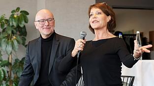 Nicht nur im Interview Partner: Schauspielerin Janina Hartwig und ihr Lebensgef&auml;hrte OB Alexander Putz