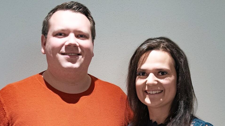 Auch im 'richtigen Leben' ein Paar sind Theresa Unger und Daniel Matuschzyk. Sie sind die neuen Faschingsregenten der Narrhalla Nandlstadt.