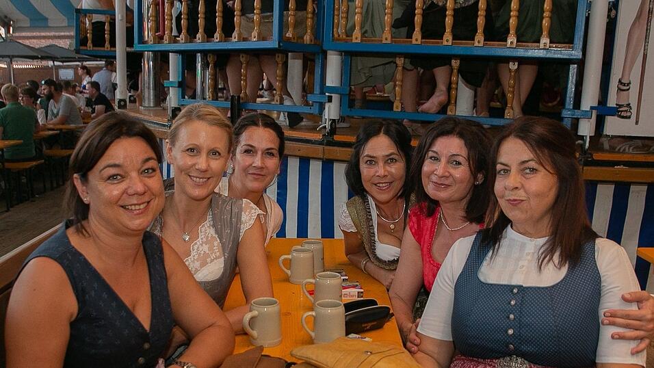 Die Partybilder von Dienstag, 16. August 2022, aus dem Festzelt Wenisch.