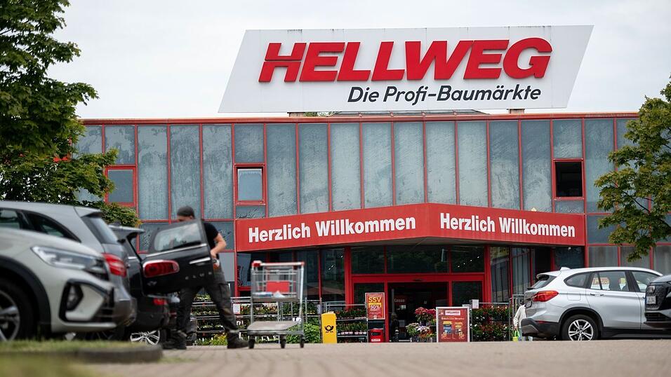 Die Baumarktkette Hellweg und die Tochtergesellschaft BayWa Bau- und Gartenm&auml;rkte hatten im Juni Insolvenz in Eigenverwaltung angemeldet. Laut Sanierungsgesch&auml;fsf&uuml;hrung werden viele Filialen wohl bleiben, nicht aber die Zentralen in Dortmund und Garching. (Archivbild)