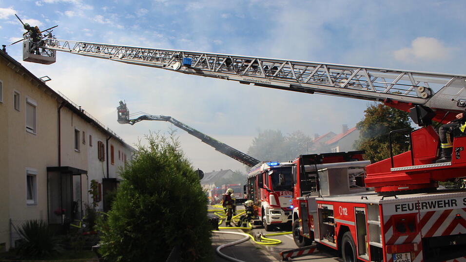 Zahlreiche Feuerwehrler bekämpften den Brand.