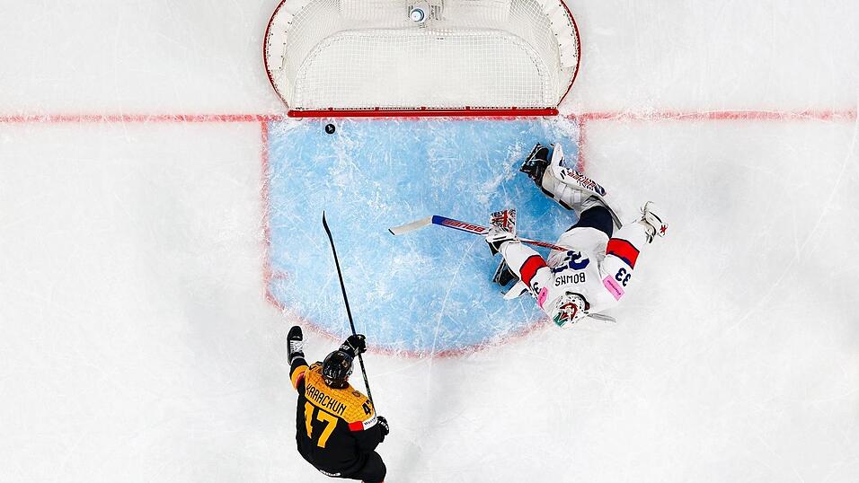 Alexander Karachun brachte die deutsche Eishockey-Nationalmannschaft zum Vorrunden-Abschluss in Führung. Alexander Karachun brachte die deutsche Eishockey-Nationalmannschaft zum Vorrunden-Abschluss in Führung.