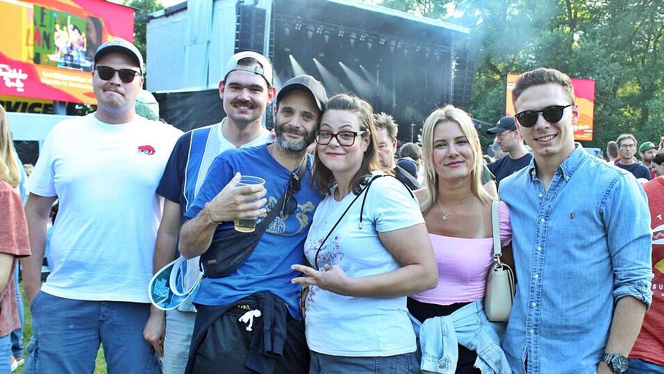 Fotos des&nbsp;ersten Open-Air-Abends auf der Ringelstecherwiese.&nbsp;
