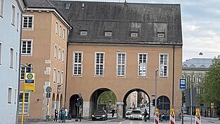 Das Neue Rathaus am Dachauplatz steht wie kaum ein anderer Ort in der Stadt für die NS-Zeit. Manche fordern deshalb genau hier ein NS-Dokuzentrum. Das Neue Rathaus am Dachauplatz steht wie kaum ein anderer Ort in der Stadt für die NS-Zeit. Manche fordern deshalb genau hier ein NS-Dokuzentrum.