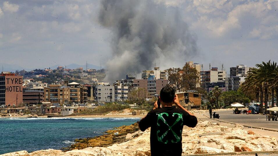Der blutige Konflikt zwischen Israel und der Hisbollah im Libanon geht weiter. Der blutige Konflikt zwischen Israel und der Hisbollah im Libanon geht weiter.