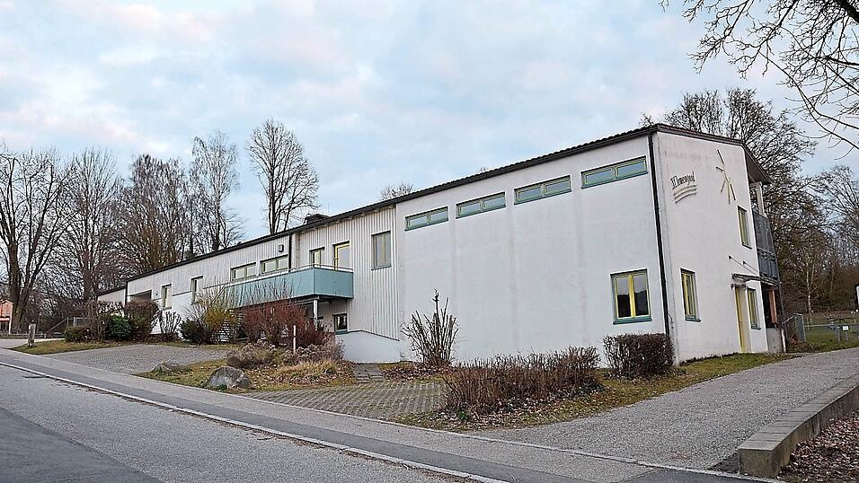 Der B&uuml;rgerantrag f&uuml;r einen gemeindlichen Beitrag zum Erhalt des katholischen Kindergartens St. Irmengard ist zul&auml;ssig. Das entschied der Bucher Gemeinderat.