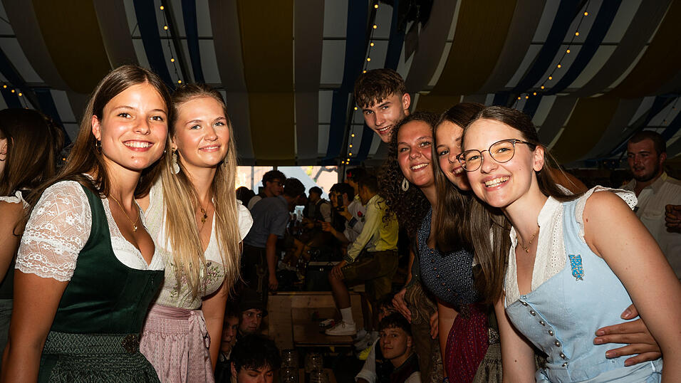 Die Partybilder vom Freitag, 14. August, aus dem Festzelt Reisinger. Die Partybilder vom Freitag, 14. August, aus dem Festzelt Reisinger.
