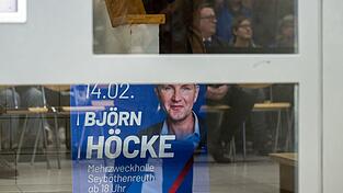 Am Samstag fand eine Wahlkampfveranstaltung in Seybothenreuth mit H&ouml;cke statt.