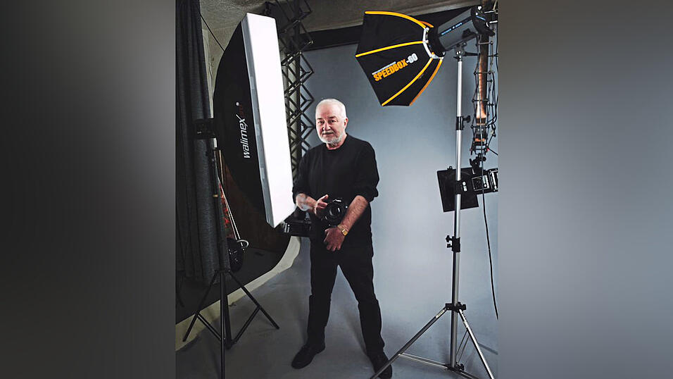 'Spätestens nach dem zweiten Bild sollte es passen.' So der Anspruch des Fotografen Wilfried Buchner, der am Samstag sein Fotogeschäft in der Neustadt schließt. 'Spätestens nach dem zweiten Bild sollte es passen.' So der Anspruch des Fotografen Wilfried Buchner, der am Samstag sein Fotogeschäft in der Neustadt schließt.