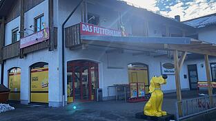 Elf Jahre gab es das Futterhaus in der Land-Au. Nun schlie&szlig;t es seine T&uuml;ren.