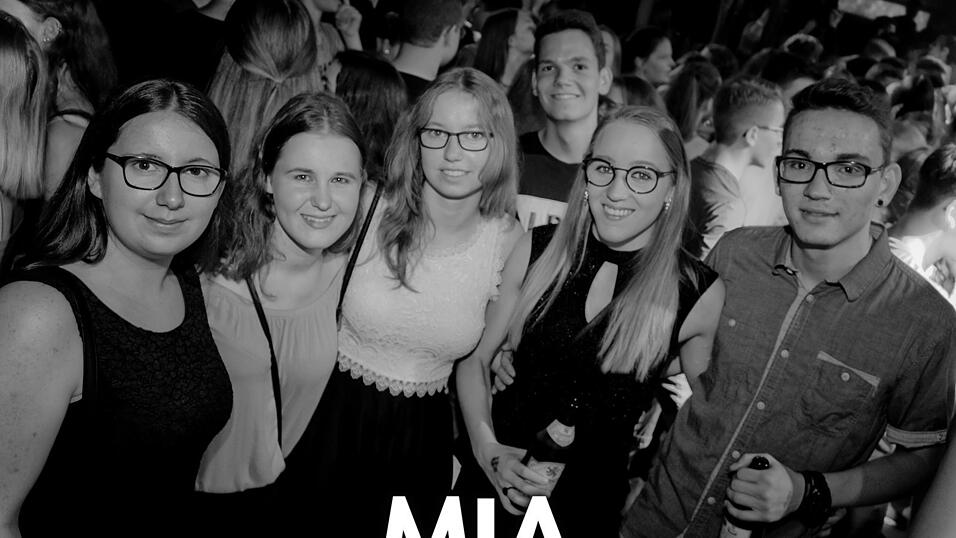 Beste Stimmung auf der Oberstufenparty im Mia Nightclub in Cham. Beste Stimmung auf der Oberstufenparty im Mia Nightclub in Cham.