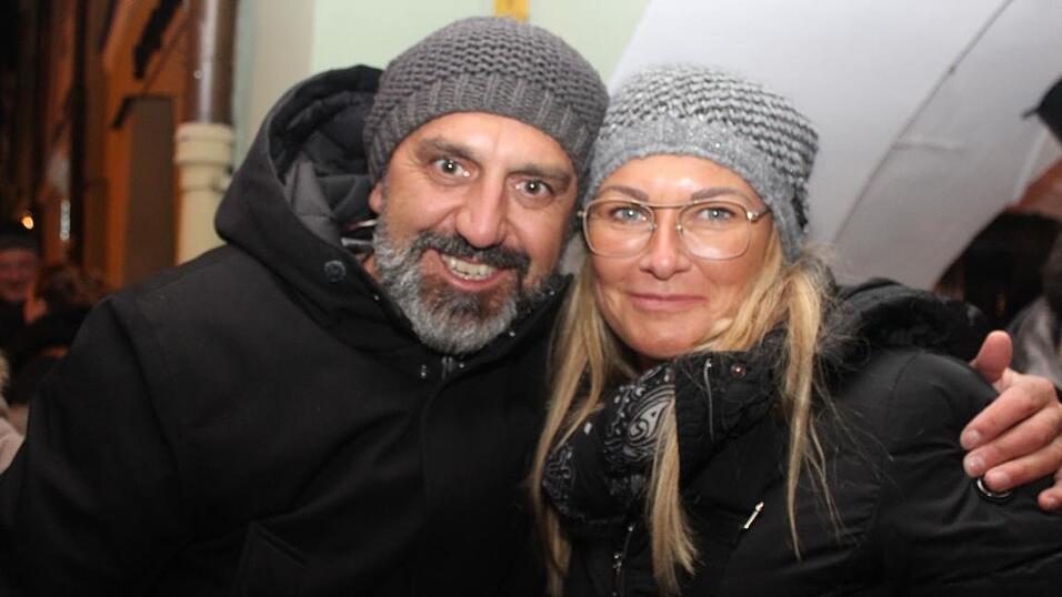 In Landshut lockten am Wochenende der Kunsthandwerkermarkt und die H&uuml;ttengaudi zahlreiche Besucher an.