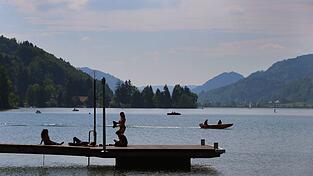Beim Schwimmen im gro&szlig;en Alpsee ist ein 85-J&auml;hriger gestorben. (Archivbild)