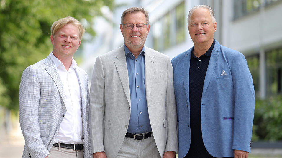 Die Sehlhoff-Gesch&auml;ftsf&uuml;hrung (v. l.):&nbsp;Lennart Sch&auml;fers, Karsten Sehlhoff und Axel Sehlhoff