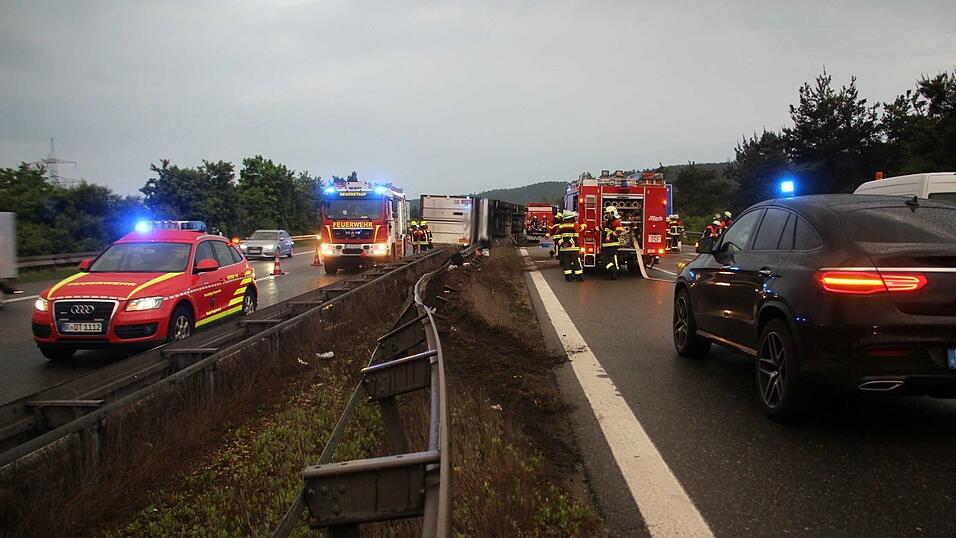 Auf der A93 zwischen Ponholz und Regenstauf hat sich am Mittwochabend ein Unfall ereignet.