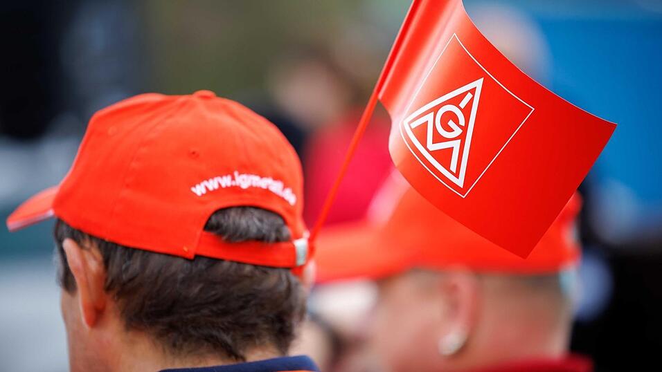 Die IG Metall kündigt einen Warnstreik bei Mann und Hummel in Marklkofen an. Die IG Metall kündigt einen Warnstreik bei Mann und Hummel in Marklkofen an.