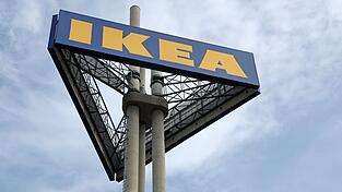 Ikea ist der größte Möbelhändler in Deutschland. Ikea ist der größte Möbelhändler in Deutschland.