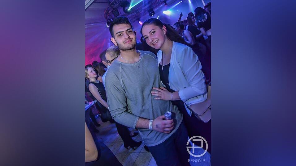 Gleich bei der Eröffnung platzte die neue Diskothek Peggy P. aus allen Nähten. Gleich bei der Eröffnung platzte die neue Diskothek Peggy P. aus allen Nähten.