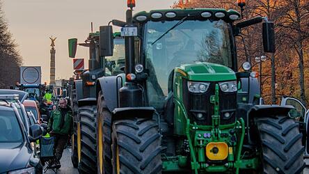 Seit der großen Schlepperdemo in Berlin sind rund eineinhalb Jahre vergangen. In dieser Zeit ist nach Ansicht des BBV-Kreisgeschäftsführers Josef Wittmann zu wenig passiert.