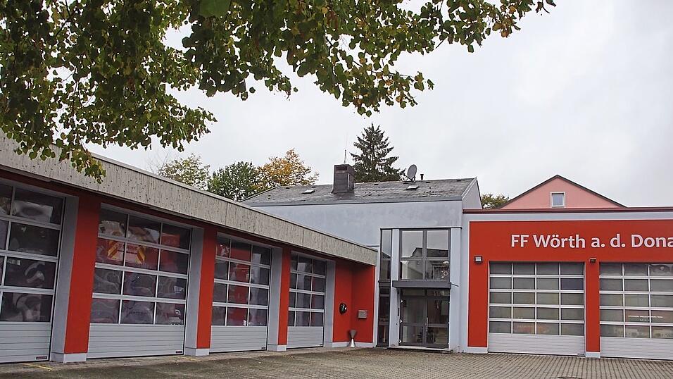 Aufs Wörther Feuerwehrhaus kommt vorerst keine PV-Anlage. Aufs Wörther Feuerwehrhaus kommt vorerst keine PV-Anlage.