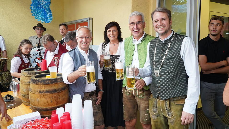 Am Freitag startete das Landauer Volksfest.