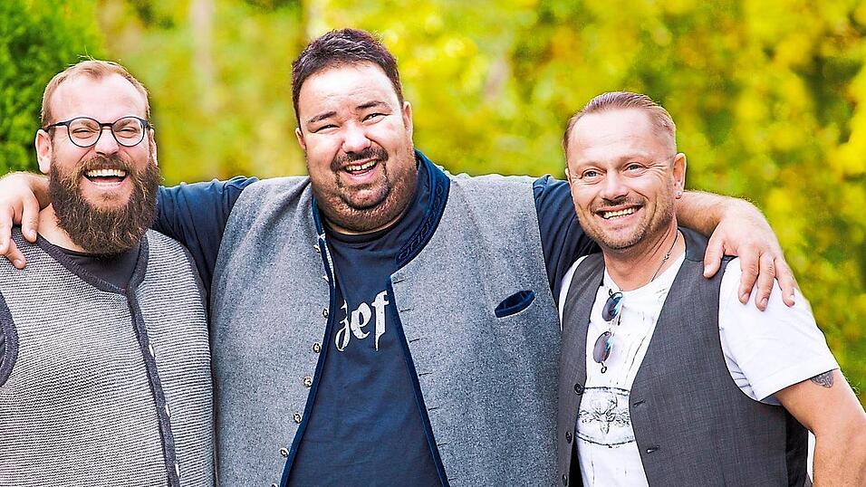 Florian Kuchler (v.li.), Thomas Hantke und Seppe Geiger lassen bald in ihrem Kabarett-Programm den Watschnbaam umfallen.