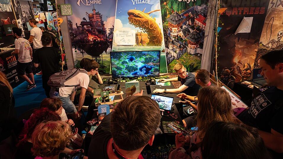 Ein Vorteil der Indie Arena Booth: Die Entwickler erklären den Besuchern gerne ihre Spiele.