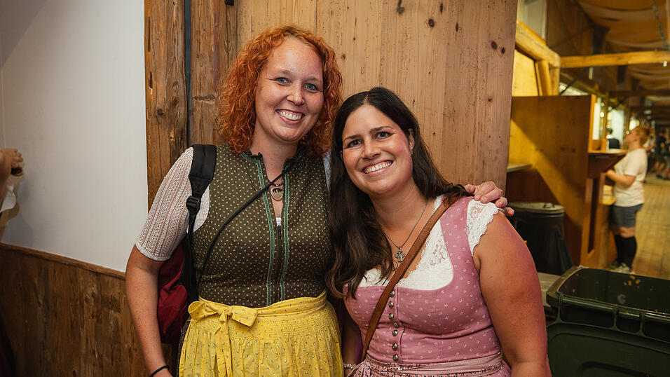 Die Partybilder vom Sonntag, 18. August, aus dem Festzelt Nothaft. Die Partybilder vom Sonntag, 18. August, aus dem Festzelt Nothaft.