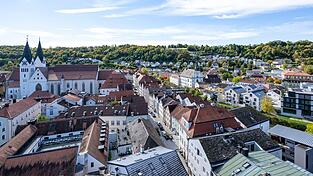 Präventiv sollen die Menschen aktuelle Rechnungen aus dem Rathaus gründlich prüfen, bevor sie beglichen werden, heißt es in den Hinweisen der Stadt. (Archivbild) Präventiv sollen die Menschen aktuelle Rechnungen aus dem Rathaus gründlich prüfen, bevor sie beglichen werden, heißt es in den Hinweisen der Stadt. (Archivbild)