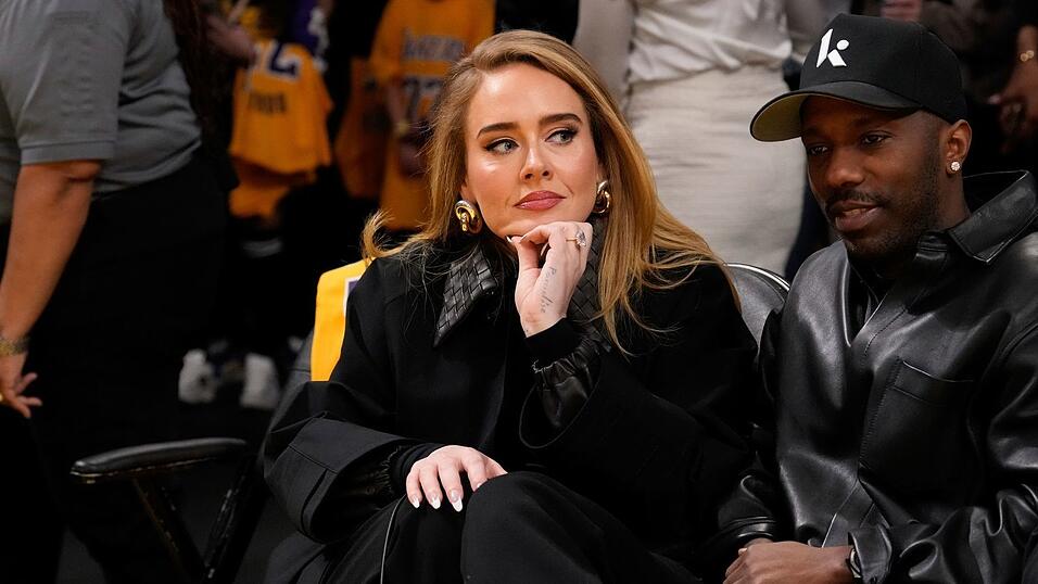 Die Sängerin Adele war beim Doncic-Debüt dabei.