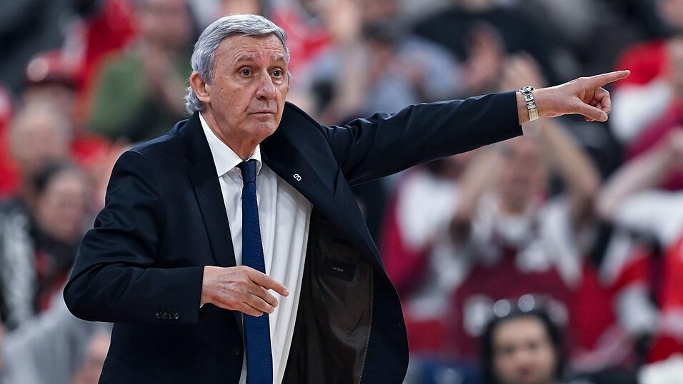 Svetislav Pesic &uuml;bernahm w&auml;hrend der laufenden Saison noch einmal den FC Bayern. (Archivbild)