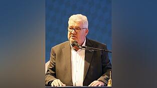 BFV-Kreisvorsitzender Ignaz Hiendl gibt seine Vereins&auml;mter ab.