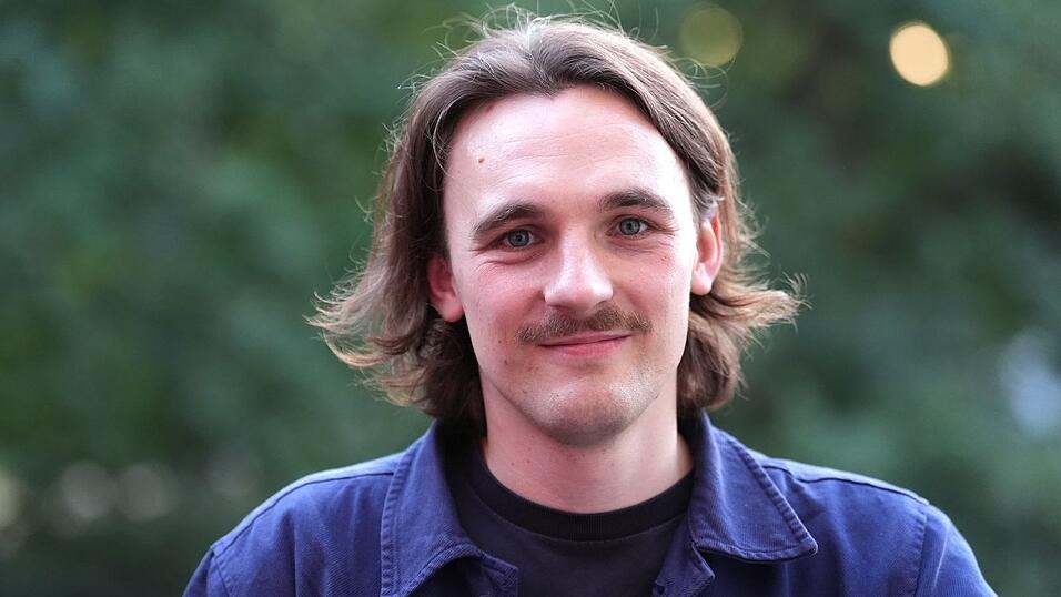 Kaleb Erdmann ist mit seinem Roman «Die Ausweichschule» auf der Shortlist 2025 vertreten (Archivbild).