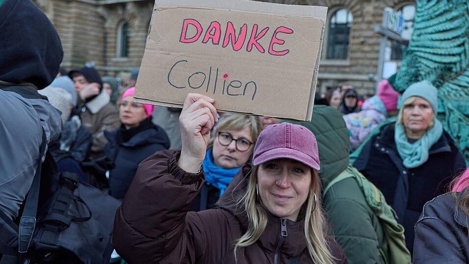 «Danke Collien» war auf einem Plakat zu lesen. «Danke Collien» war auf einem Plakat zu lesen.
