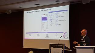 Daniel Metcalf erkl&auml;rte die geplante Umsetzung des digitalen Euro und die Motive hinter seiner Einf&uuml;hrung.