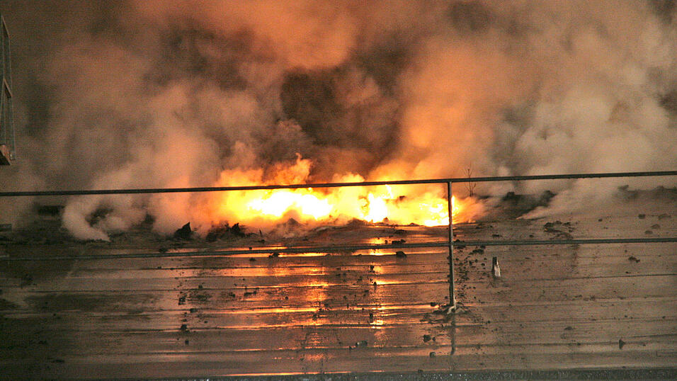 Bei dem Brand in der Irlbacher Schlossbrauerei entstand ein Millionenschaden. Foto: kamera24.tv